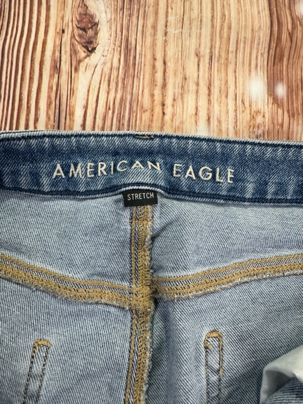 American Eagle Curvy Mom Distressed Women's Jeans - Blue Size 16 - Picture 2 of 14